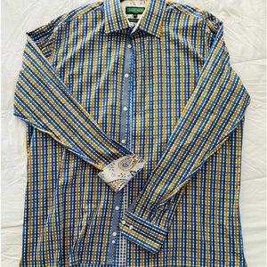 Men’s INSERCH long sleeve shirt.